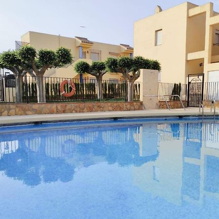 Beach Apartamentos 加鲁查 外观 照片